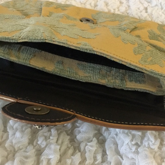 Velour Demask Vintage look Clutch - Picture 4 of 8